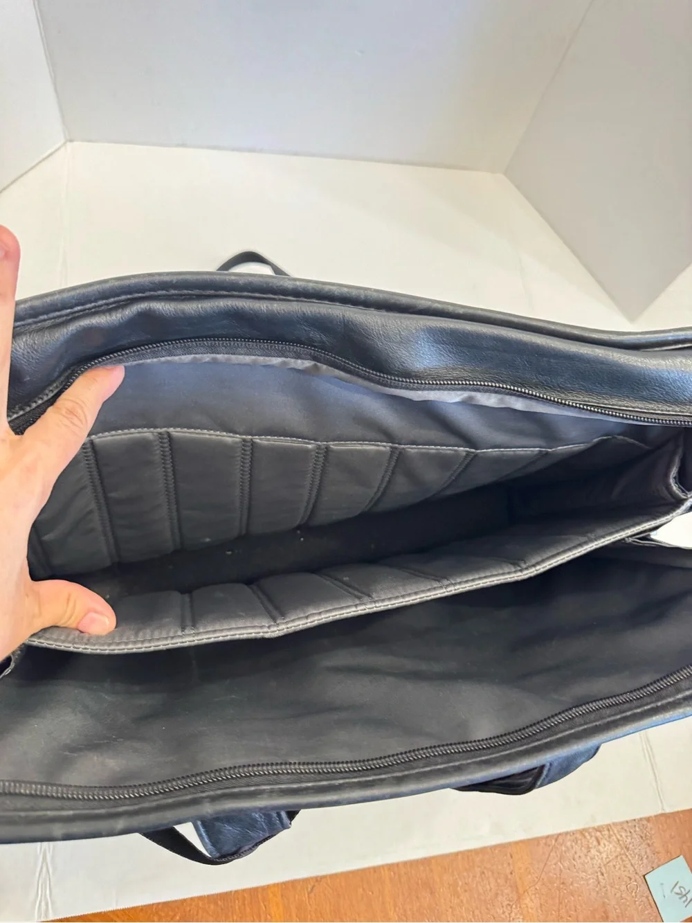 Tumi Leather Organizer Computer Brief Case 12